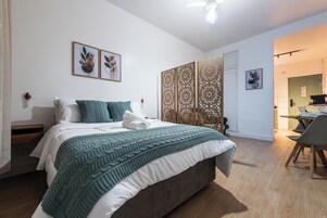 Apartamento conforto, 1 cama de casal e sofá-cama, cozinha | Wi-Fi de cortesia