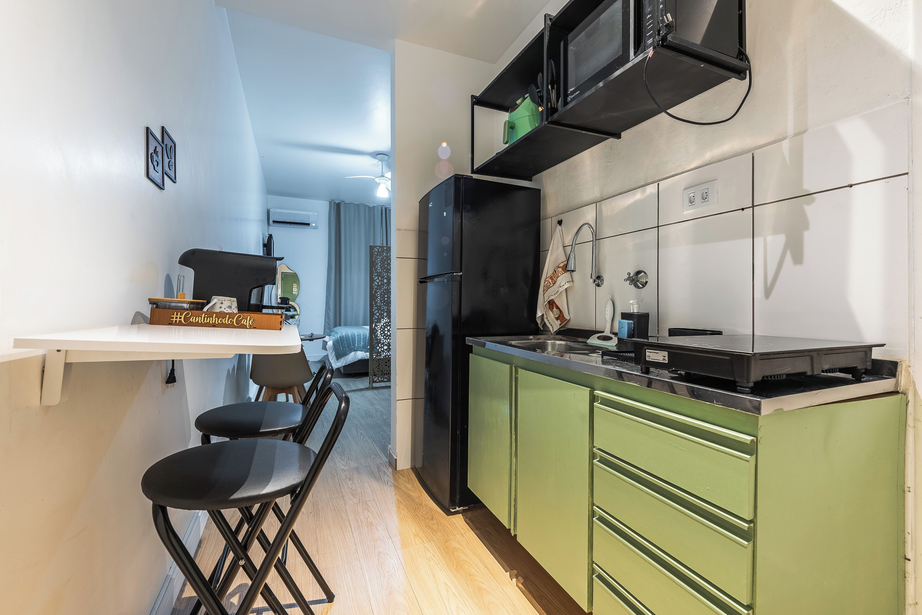 Apartamento conforto, 1 cama de casal e sofá-cama, cozinha | Cozinha privada | Máquina de café expresso