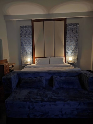 House, 5 Bedrooms, Smoking, Garden View - Entire Home at Racha Herb Gardens 5br, Sleeps 11 (Saraphi)