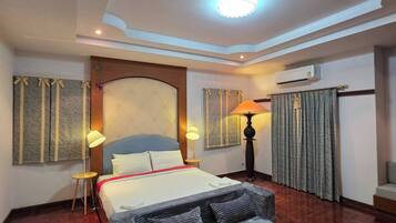 House, 5 Bedrooms, Smoking, Garden View