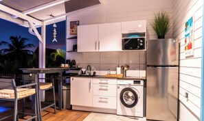 Private kitchen - PRIVATE JUNGLE LODGE -VIEW MER-100 M2 TERRACE (Le Diamant)