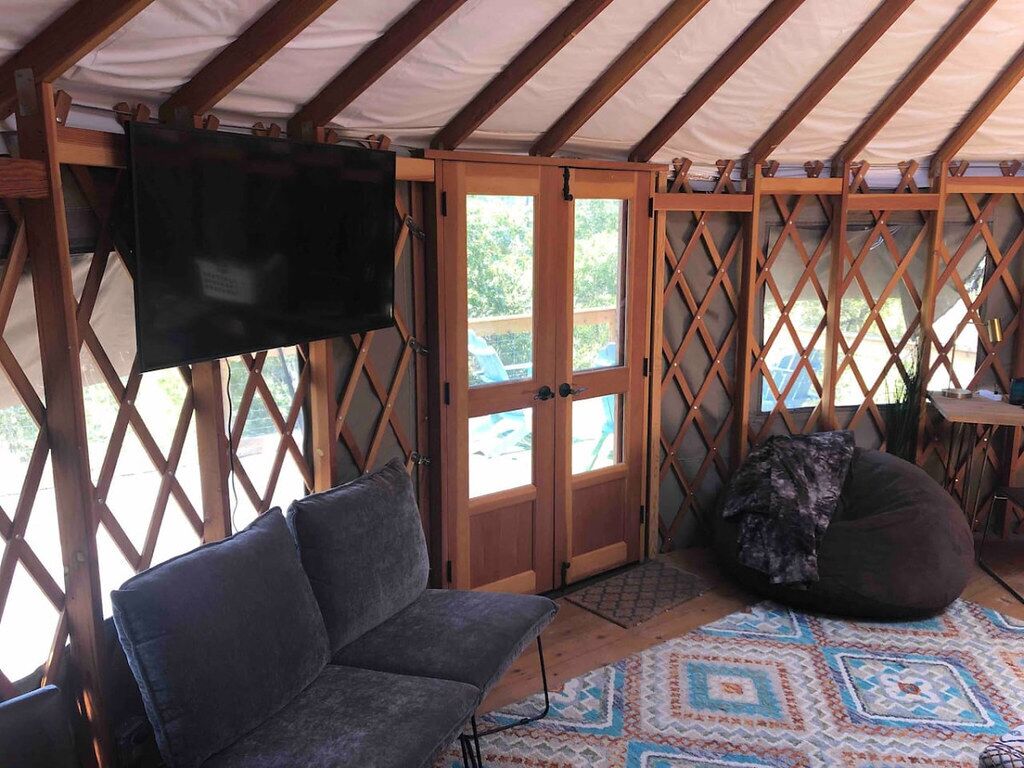 Yurt In The Trees W Tx Stars & Pickleball - Dripping Springs, TX