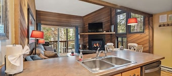Ski Access SS7B Retreat Pet Friendly