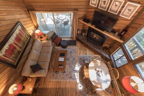 TV, fireplace - Ski Access SS7B Retreat Pet Friendly (Brian Head)