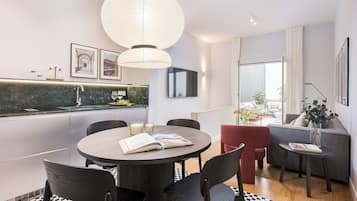 Superior Apartment | Dining room