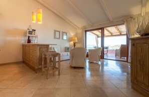 Living area - Wonderful “Attico Il Fiordo” with Sea View, Pool, Wi-Fi, and Air Conditioning (Santa Teresa Gallura)