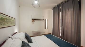 Deluxe Apartment | Free WiFi