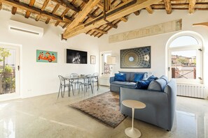 Imagen sin descripción, 4 de 12, botón