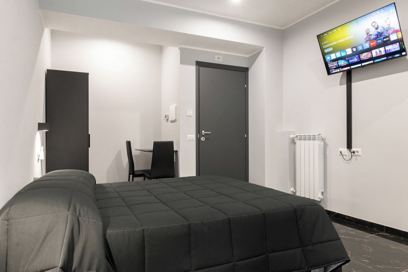 Standard dubbelrum - balkong - utsikt mot innergården