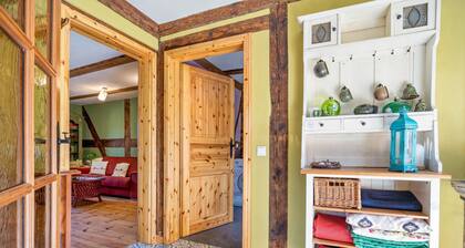 Holiday Home “Kleiner Eselhof” with Private Terrace, Garden & Wi-Fi