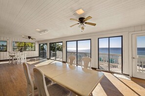 Dining - Fishermans Dream @ Laguna Get-Away-Circle (South Padre Island)