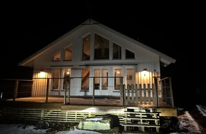 Unclassified image, 2 of 6, button - Vrbo Property (Stavshuld)