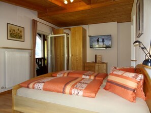 WiFi, bed sheets - Apartment 'Lichtnelke' with Mountain View, Shared Pool and Wi-Fi (Naturno)