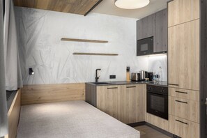 Apartment | Private kitchen - Apartment Near Glacier ski Area (Kaprun)