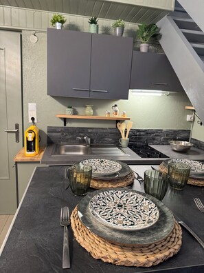 Imagen sin descripción, 4 de 7, botón