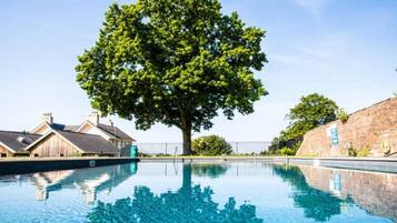 Chalet, 2 Bedrooms | Pool