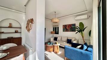 Apartamento, 2 quartos, para fumantes, sacada | Sala de estar