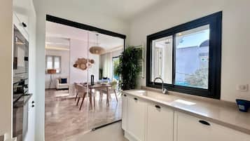 Apartamento, 2 quartos, para fumantes, sacada | Cozinha privada