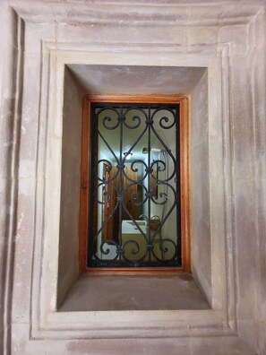 Interior - Al Madina Riad Bizerte, A Mediterranean Creative House Above the Sea (Bizerte)