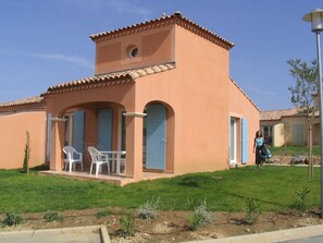Exterior - Cute villa for 4 people, garden (Homps)