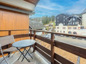 Outdoor dining - Apartment for 4 people, balcony, mountain view (Morillon)