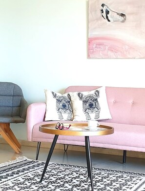 TV, offices - Kate Apartment,across the marina (Rethymno)