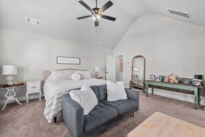 Bügeleisen/Bügelbrett, WLAN, Bettwäsche