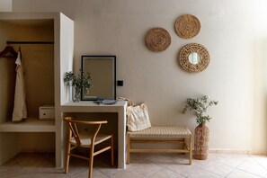 Interior - Gaia In Center Of Tinos (Tinos)
