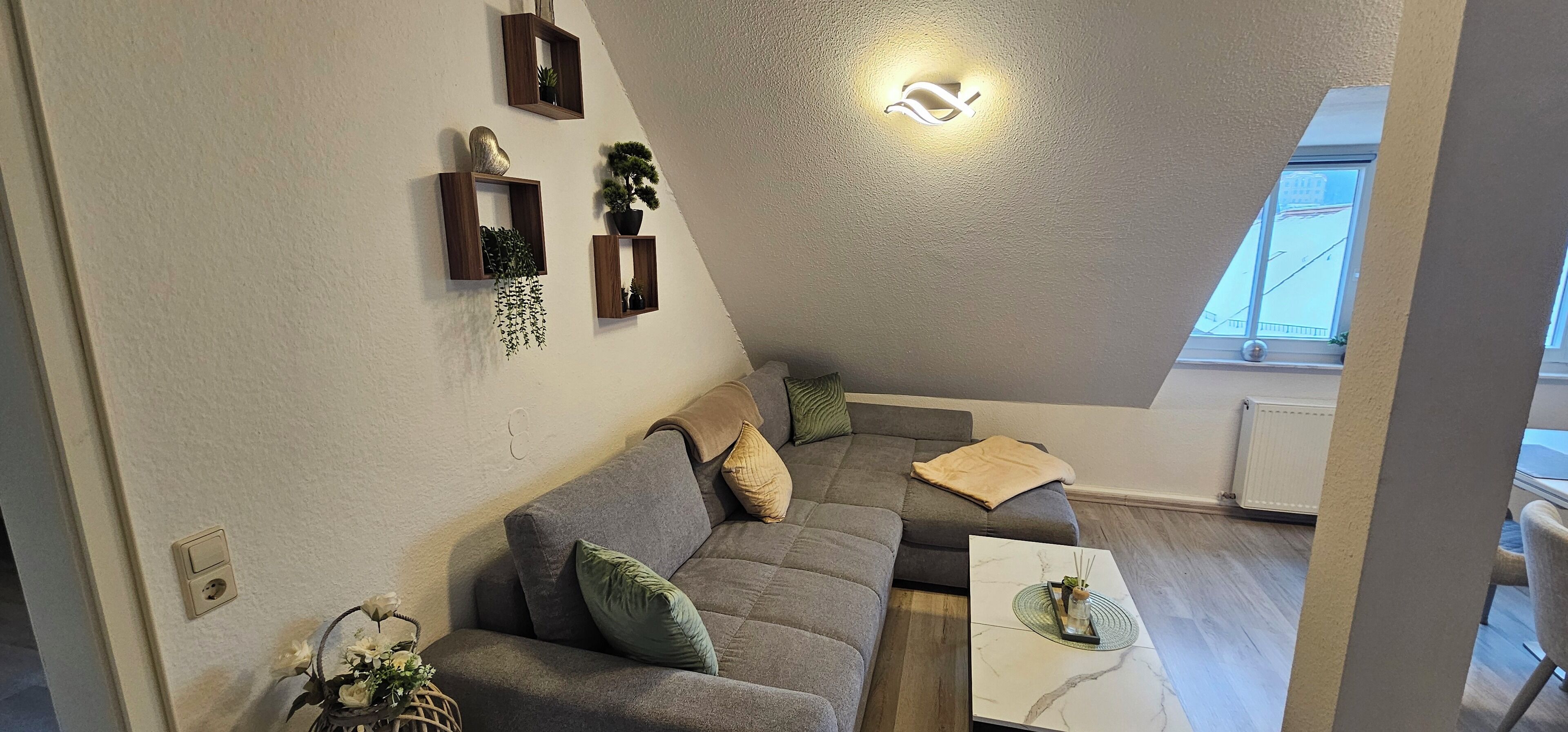 Helios Design Suite - Altstadt, Nähe Elbufer & S-bahn Dresden, Stellplatz, Wlan - Niederau