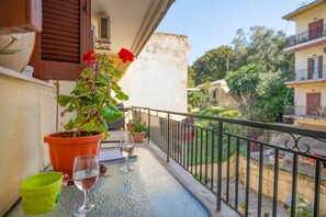 Property grounds - Anthia Apartment with 2 bedrooms and 1 bathrooms (Kerkira)