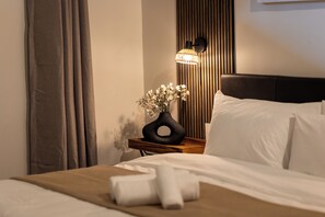 Fer et planche à repasser, Wi-Fi gratuit, draps fournis