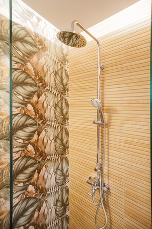 Shower, hair dryer, towels - Ap Boutique Apartment IV (Zakinthos)