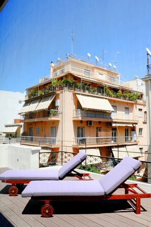 Property grounds - No 7 - Theo Rooftop Loft with City View (Athina)