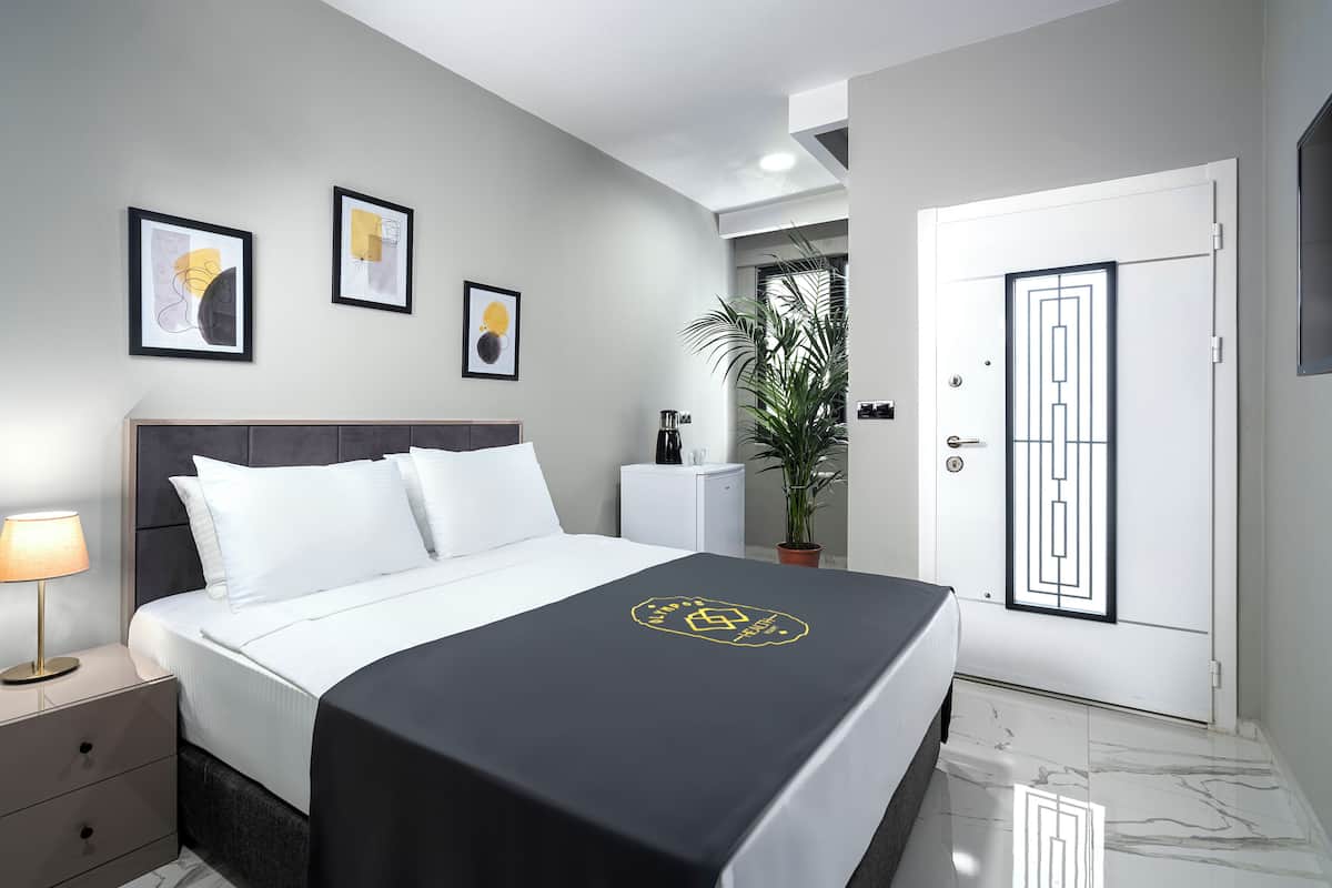 Superior Double Room | Free minibar, in-room safe, individually decorated