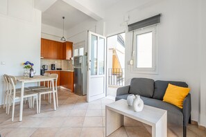 Interior - The Walls Apartments | 2 (Iraklio)