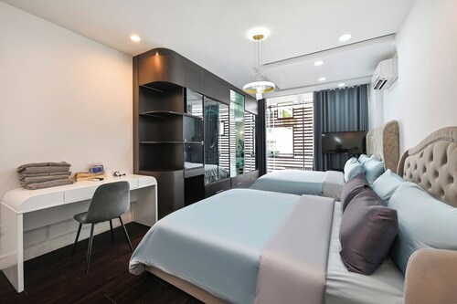 M Home Riverside