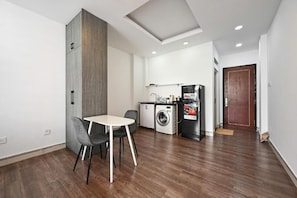 Suite, River View | Bathroom | Shower, hair dryer, towels - M Home Riverside (Ho Chi Minh City)