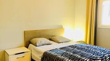 Strygejern/strygebræt, Wi-Fi, sengetøj