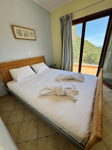 Villa Apanemia Tsakaioi