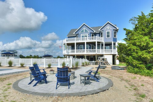 Bayfront home with private pool on Slaughter Beach!