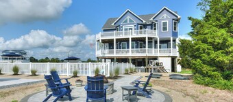 Bayfront home with private pool on Slaughter Beach!