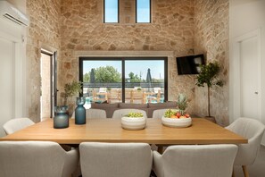 Dining - Petra Natura Villa I (Laganas)