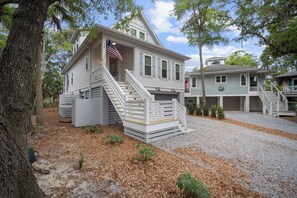 Exterior - Lagoon View, Golf Cart Included - 215 Deer Run (Fripp Island)