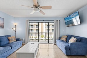 Living area - Wight Bay 254 by Seaside Vacations & Sales (Ocean City)