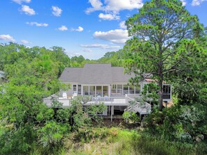 Exterior - Gorgeous Sunsets and Marsh Views, Pet Friendly, Golf Cart Included (Fripp Island)