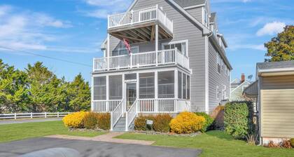 Harbor View by Seaside Vacations & Sales