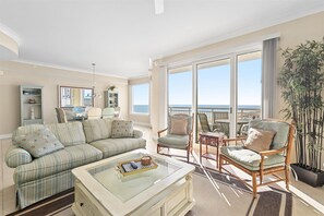 TV - Gateway Grand 1203 by Seaside Vacations & Sales (Ocean City)