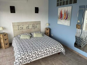 Room - Quiet house with heated indoor pool (Martainneville)