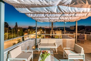 Terrace/patio - Gazi Suite With Private Rooftop (Athina)