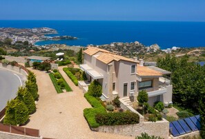 Exterior - Luxury Villa Hara with private pool (Malevizi)